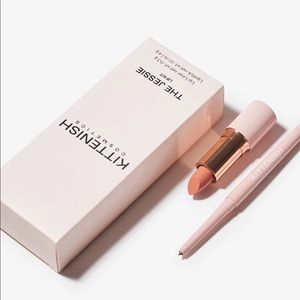 Kittenish THE JESSIE LIP KIT Lipstick And Lip Liner
Nude Pink Creamy Formula
